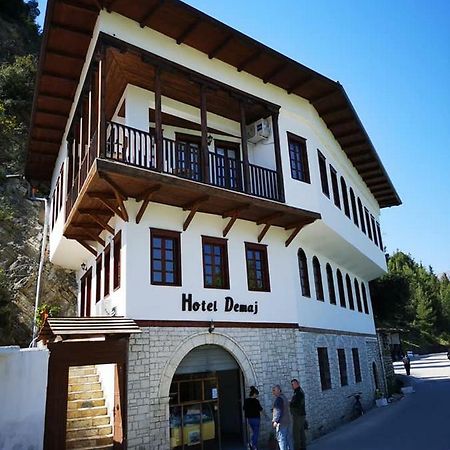 Hotel Demaj Berat Exterior foto