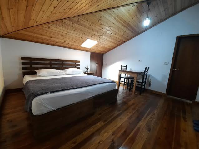 Hotel Demaj Berat Exterior foto