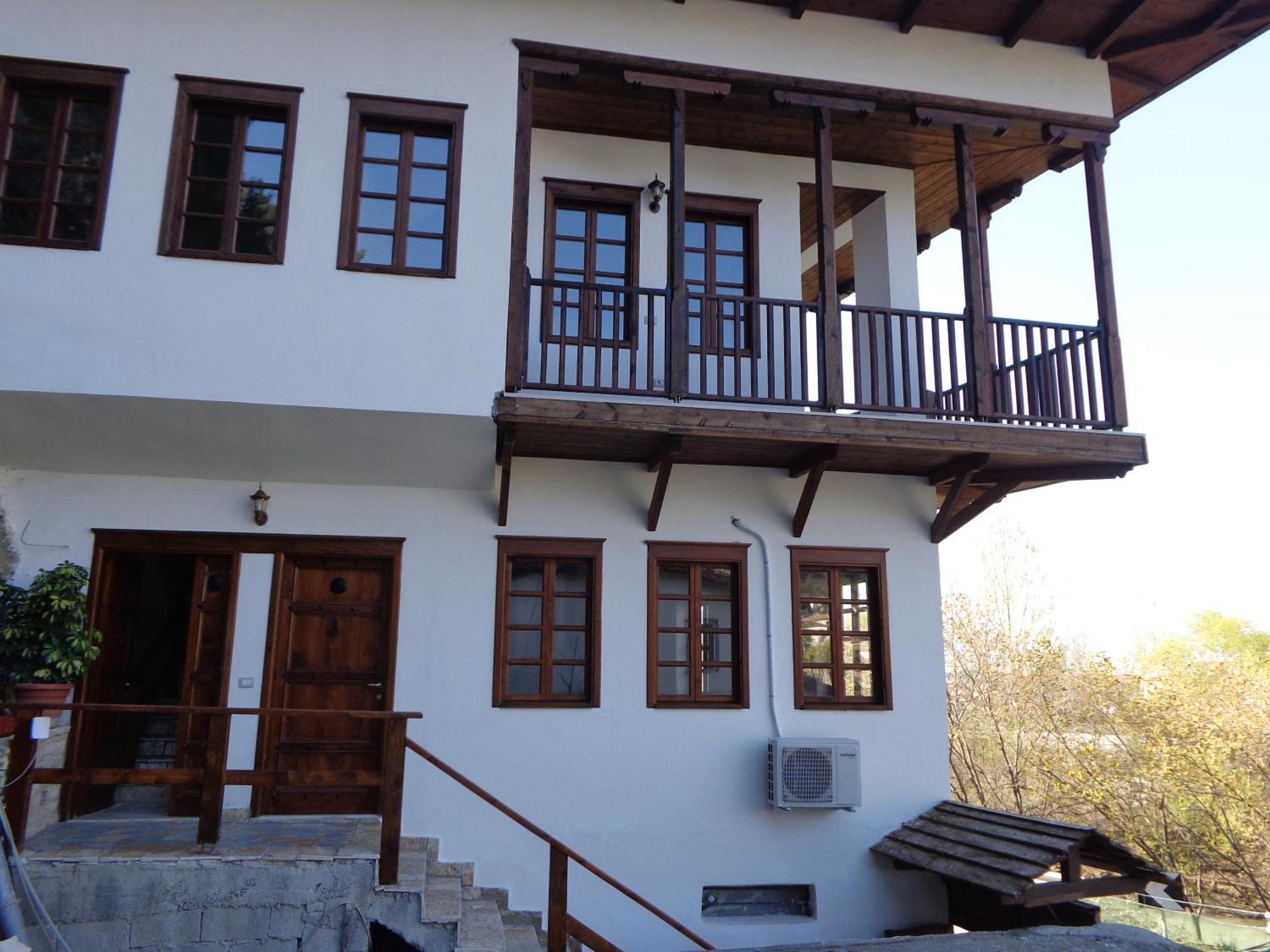 Hotel Demaj Berat Exterior foto
