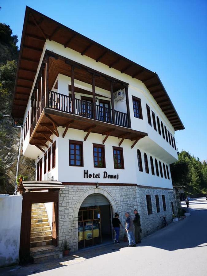 Hotel Demaj Berat Exterior foto